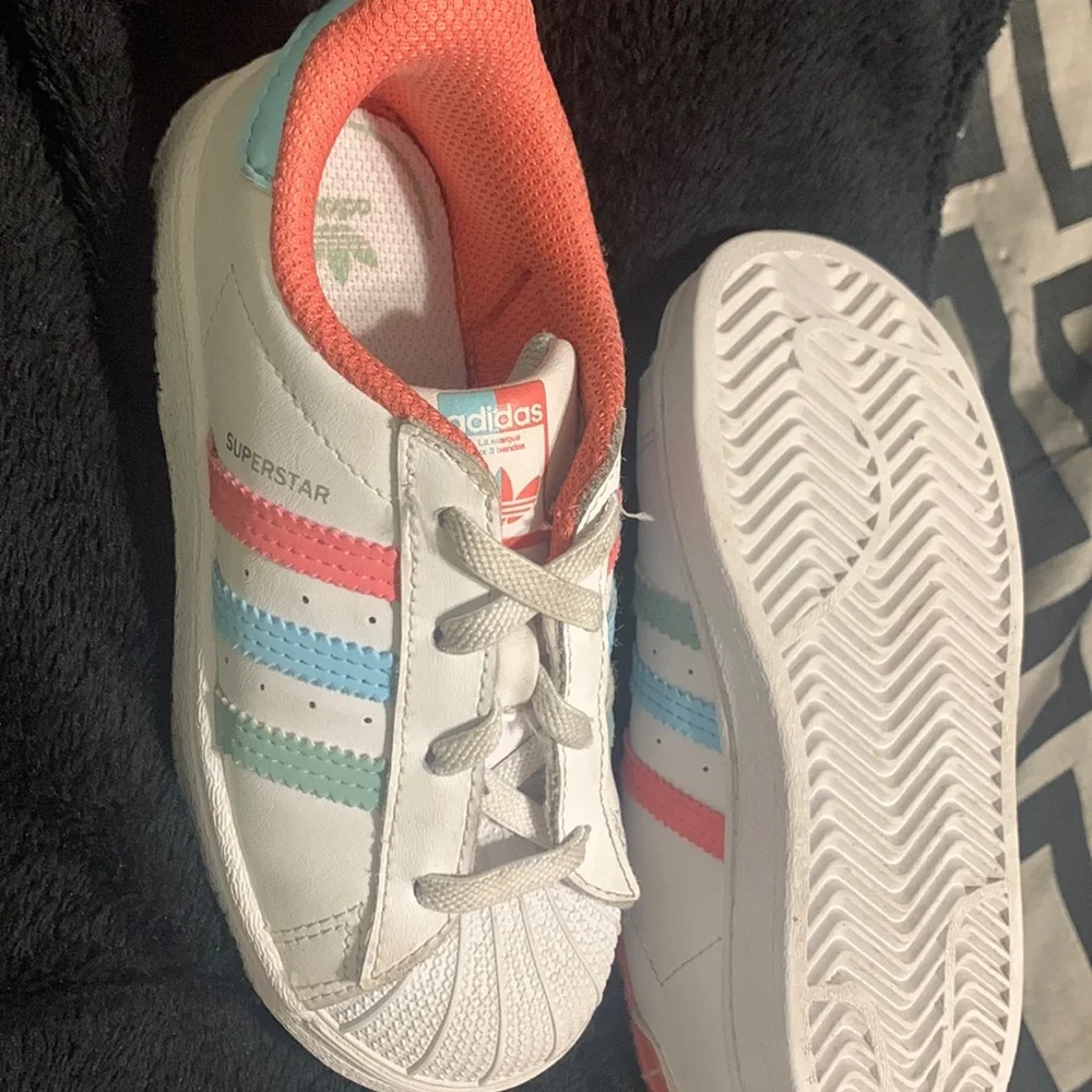 Addidas - superstar - Picture 1 of 2